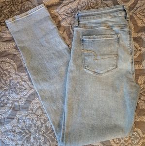 American Eagle skinny jeans *NWT*